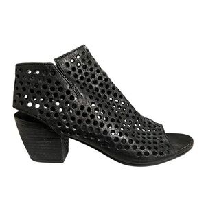 Anthropologie Elvio Zanon Perforated Black Boots Size 38 US 7.5
